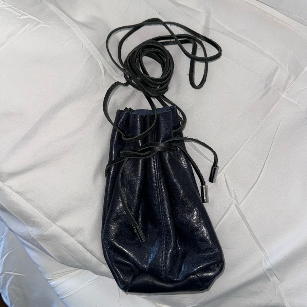 Navy blue crossbody bucket bag